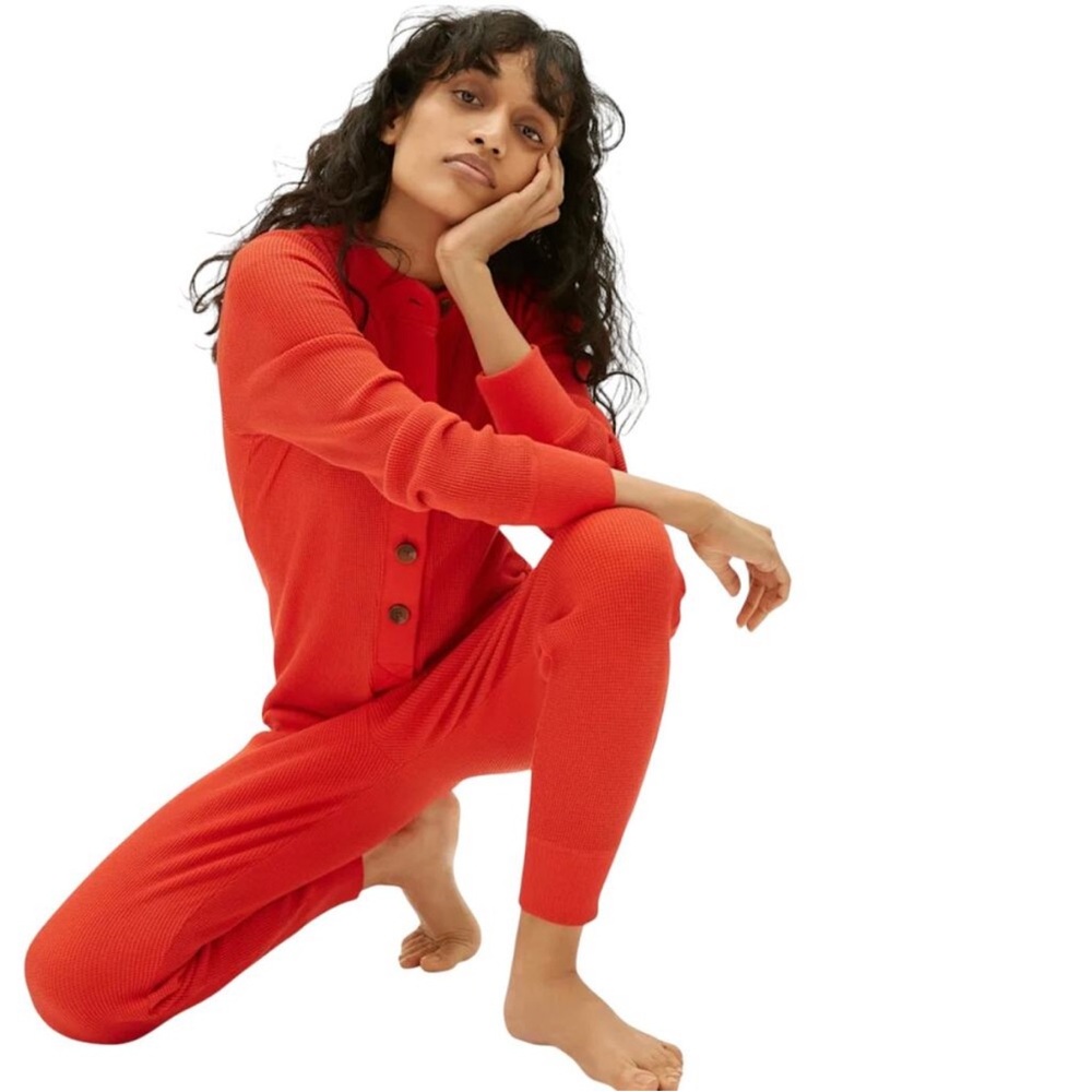 Everlane Waffle Knit Henley One Piece Button Up Jumpsuit in Currant Red Size XL